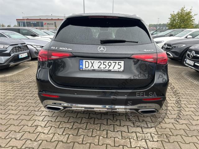 3 - MERCEDES BENZ GLC 300 DE 4-MATIC AVANTGARDE 2024r. DX25975 Pojazd znajduje się w firmie MDM AUTO sp. z o.o. ul. Zawodników 1, 80-729 Gdańsk