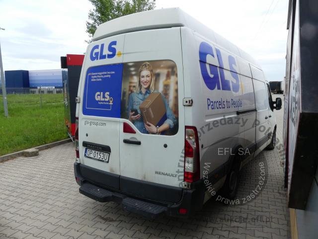10 - RENAULT MASTER 2.3 DCI RWD FURGON 2017r.