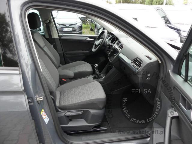 11 - Volkswagen Tiguan 1.5 TSI EVO Life 2022r. DW9TC65 UWAGA!! Pojazd znajduje się w firmie AUTO MOTO CENTRUM sp. z o.o. ul. Ostrowska 328 (przy Trasie Katowickiej) 61-312 Poznań