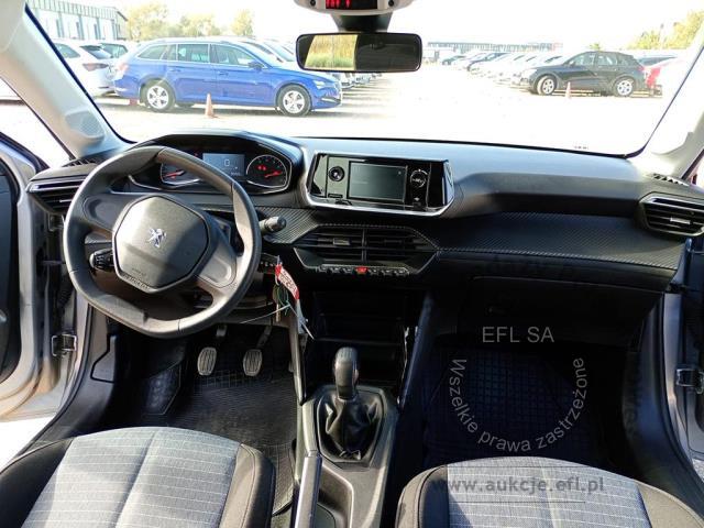 9 - Peugeot 208 1.2 PureTech Like S&amp;S 2021r. DW5PW09 Pojazd znajduje się w firmie ARCTOS GROUP sp. z o.o. Al. Krakowska 7, 02-183 Warszawa