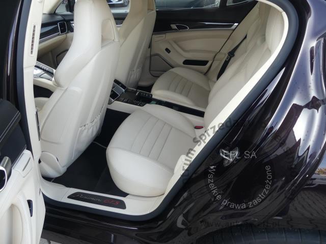 9 - PORSCHE PANAMERA GTS 4.8 V8 AUTOMAT 2016r.