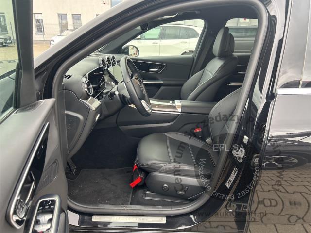 6 - MERCEDES BENZ GLC 300 DE 4-MATIC AVANTGARDE plug-in 2024r. DX29155 Magnice