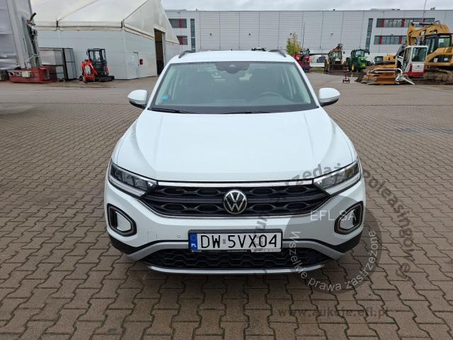 4 - Volkswagen T-ROC 1.5 TSI Life Hatchback 2023r. DW5VX04 UWAGA!! Pojazd znajduje się w firmie Arctos Sp. z o.o. Warszawa, Al. Krakowska 7, 02-183 Warszawa