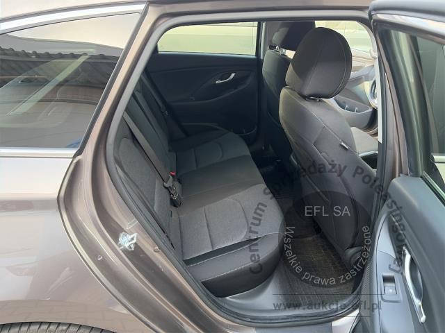 7 - Hyundai i30 1.5 T-GDI 48V Smart Kombi 2023r. SK563XT Magnice