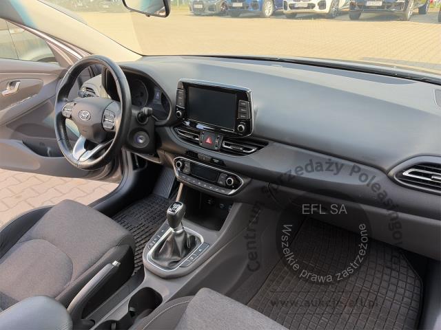 9 - Hyundai i30 1.5 T-GDI 48V Smart Kombi 2023r. SK563XT Magnice