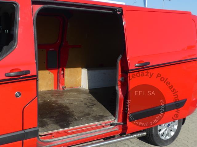 10 - FORD TRANSIT CUSTOM 2.0 FURGON 2019r.