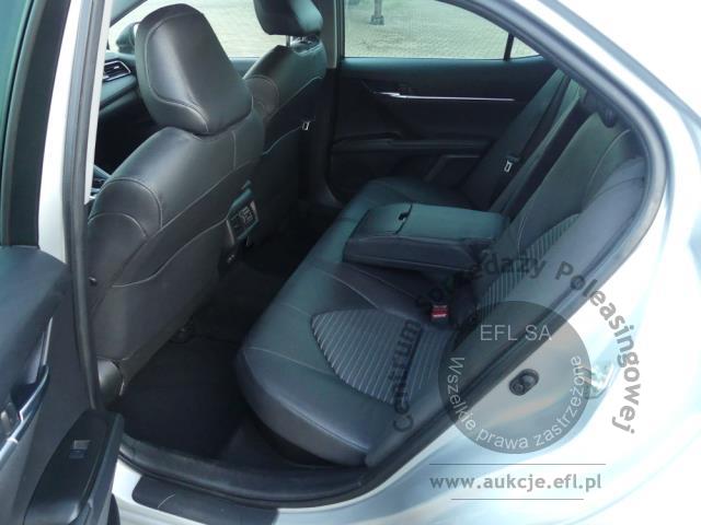 11 - TOYOTA CAMRY 2.5 HYBRID CVT PRESTIGE 2023r.