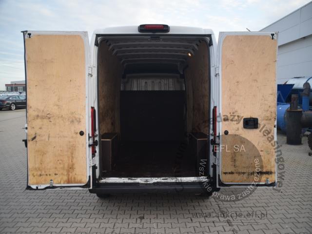 11 - FIAT DUCATO FURGON 140KM 2022r.