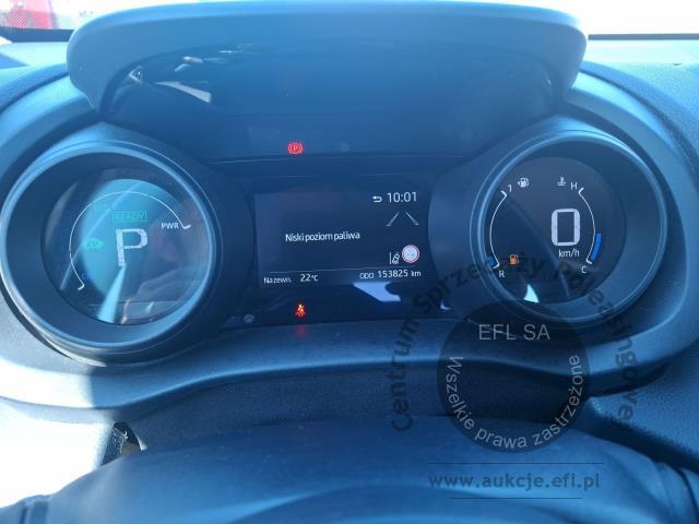 5 - TOYOTA YARIS CROSS 1,5VVT HYBRID CVT  2023r.
