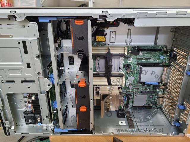 8 - Serwer Dell PowerEdge T550