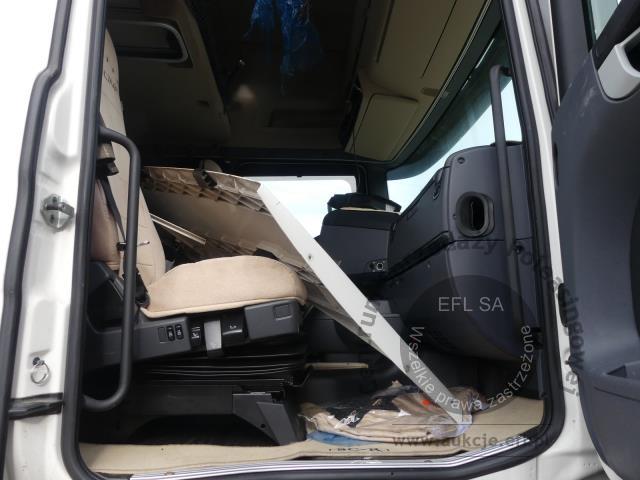 8 - SCANIA R450 LA4X2MNA AUTOMAT 2015r.