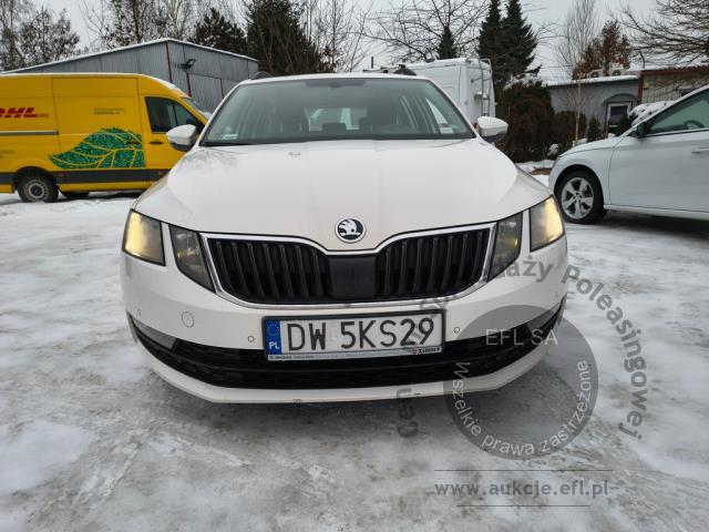 6 - Skoda Octavia 1.5 TSI GPF ACT Ambiti 2020r. DW5KS29  Pojazd znajduje się w firmie ARCTOS GROUP sp. z o.o. Al. Krakowska 7, 02-183 Warszawa