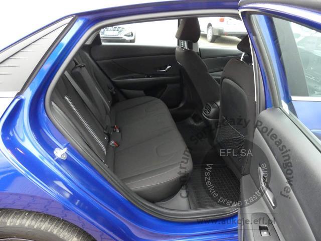 11 - Hyundai Elantra 1.6 Smart CVT Sedan 2023r. DW5WK71 Magnice