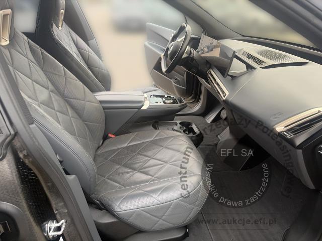14 - BMW IX XDRIVE40 2022r.