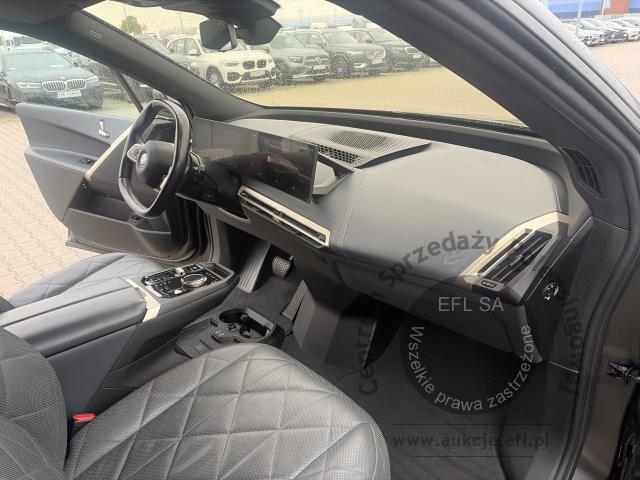 16 - BMW IX XDRIVE40 2022r.