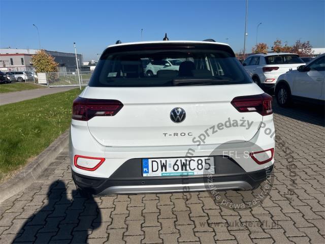 3 - Volkswagen T-ROC 1.5 TSI Life 2023r. DW6WC85 Pojazd znajduje się w firmie MDM AUTO sp. z o.o. ul. Zawodników 1, 80-729 Gdańsk