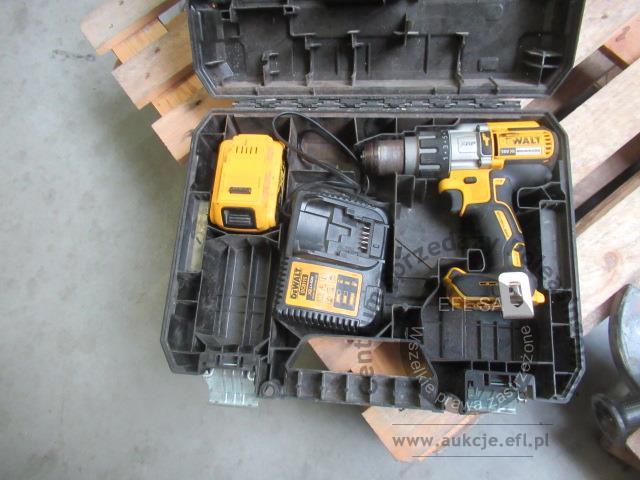 1 - Wiertarko wkrętarka DEWALT DCD 996