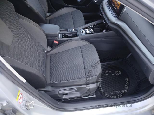 10 - Skoda Octavia 2.0 TDI Ambition DSG 2022r. WND6039A Uwaga! Pojazd znajduje się w firmie AACAR sp. z o.o. Jawornik 90, 32-400 Myślenice