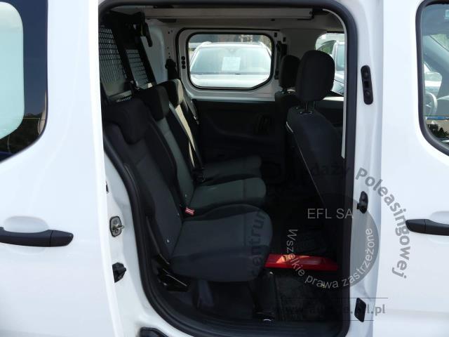 9 - Opel Combo Cargo XL 1.5 CDTI 2,4t  2020r. PO9SM28 UWAGA!! Pojazd znajduje się w firmie AUTO MOTO CENTRUM sp. z o.o. ul. Ostrowska 328 (przy Trasie Katowickiej) 61-312 Poznań