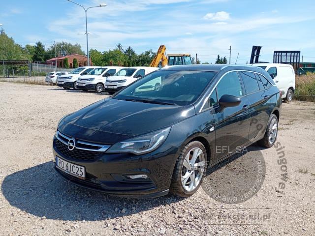 1 - Opel Astra V 1.6 CDTI Dynamic S&amp;S 2018r. PO6JC25 Pojazd znajduje się w firmie ARCTOS GROUP sp. z o.o. Al. Krakowska 7, 02-183 Warszawa