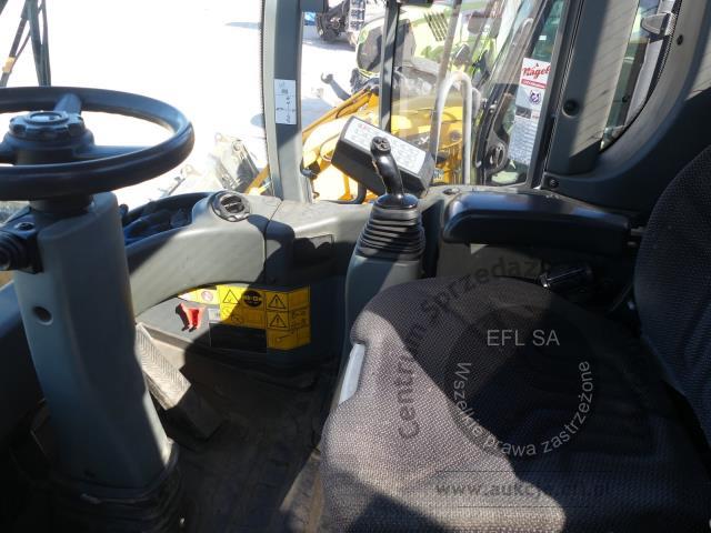 19 - Ładowarka kołowa LIEBHERR L576  2014r.