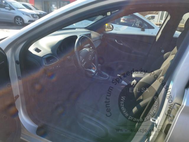 7 - Hyundai i30 1.6 D Comfort DCT 2019r. WW387SA Pojazd znajduje się w firmie ARCTOS GROUP sp. z o.o. Al. Krakowska 7, 02-183 Warszawa