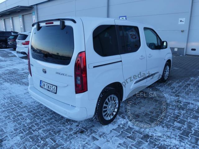 3 - Toyota Proace City Verso 1.5 D-4D 2023r. DW1WA56 Magnice