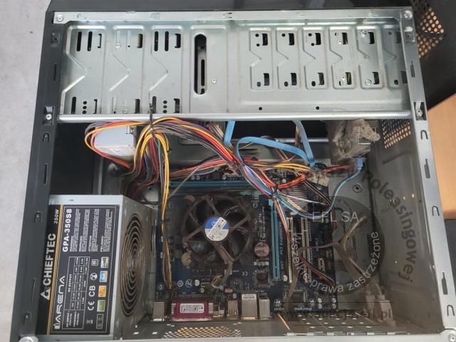 3 - Komputer stacjonarny + monitor dotykowy FEC AM-10