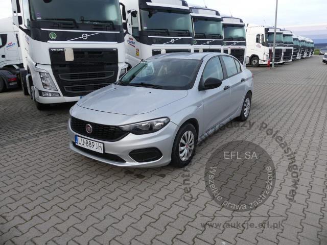 1 - FIAT TIPO 1.4 95KM SEDAN 2018r.