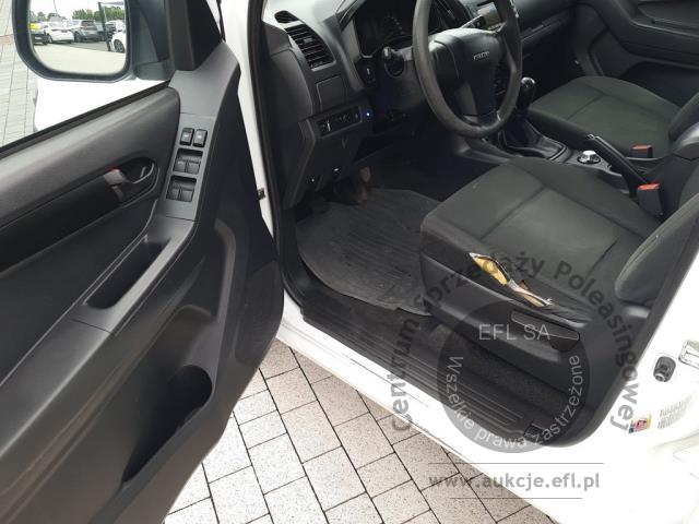 8 - Isuzu D-Max 1.9 d DC L 2019r. DW5ER67 UWAGA!! Pojazd znajduje się w lokalizacji: Jawornik 90, Myślenice 32-400