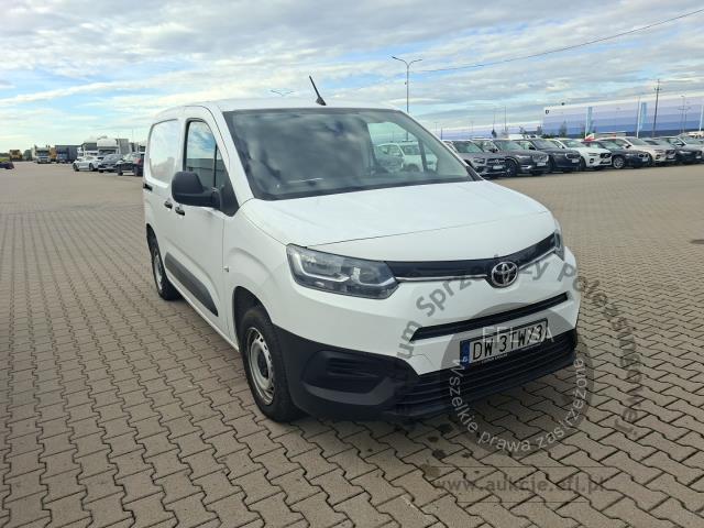 3 - Toyota Proace City 1.5 D-4D Standard 2022r. DW3TW73 Magnice