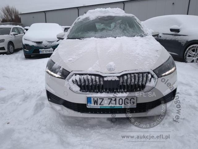 6 - Skoda  Fabia 1.0 Ambition  2023r. WZ710GG Pojazd znajduje się w firmie ARCTOS GROUP sp. z o.o. Al. Krakowska 7, 02-183 Warszawa