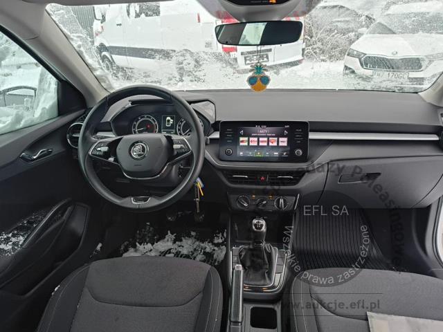 9 - Skoda  Fabia 1.0 Ambition  2023r. WZ710GG Pojazd znajduje się w firmie ARCTOS GROUP sp. z o.o. Al. Krakowska 7, 02-183 Warszawa