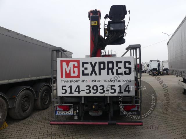 11 - MAN TGS 26.440 6X2-2 BL 2012r.