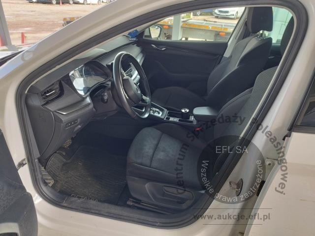 7 - SKODA Octavia 2.0 TDI Ambition DSG 2023r. WZ043GT Pojazd znajduje się w firmie ARCTOS GROUP sp. z o.o. Al. Krakowska 7, 02-183 Warszawa