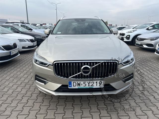 2 - Volvo XC60 T5 AWD Inscription 2018r. DW5Y219 Magnice