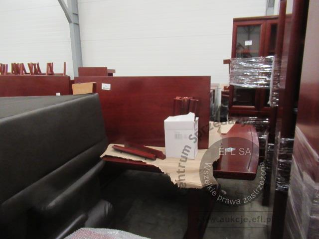 20 - Zestaw mebli wg. specyfikacji