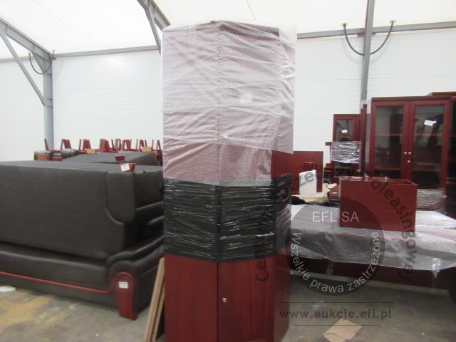 21 - Zestaw mebli wg. specyfikacji