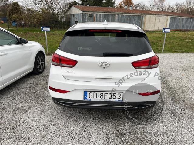 3 - Hyundai  i30  2022r. GD8F353 Pojazd znajduje się w firmie MDM AUTO sp. z o.o. ul. Zawodników 1, 80-729 Gdańsk