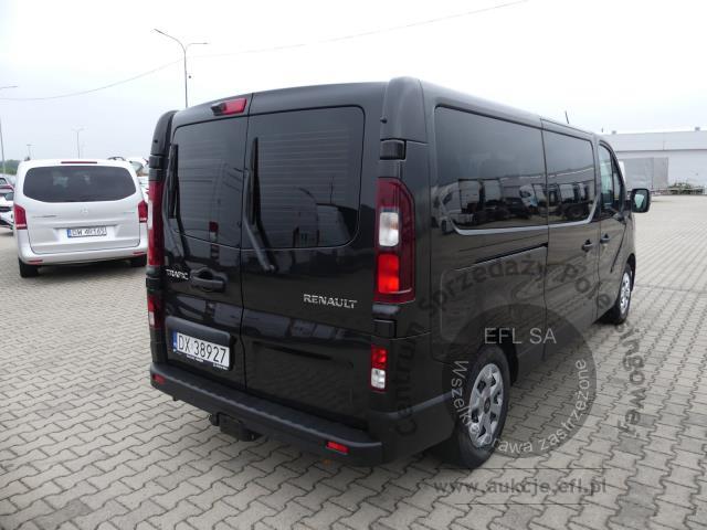 6 - RENAULT TRAFIC BLUE DCI 150 EDC 2024r.