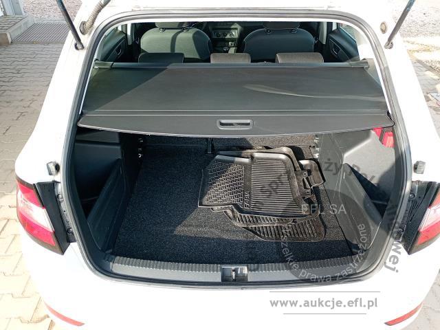 8 - SKODA Fabia 1.0 TSI Ambition 2022r. WND9167A Pojazd znajduje się w firmie ARCTOS GROUP sp. z o.o. Al. Krakowska 7, 02-183 Warszawa