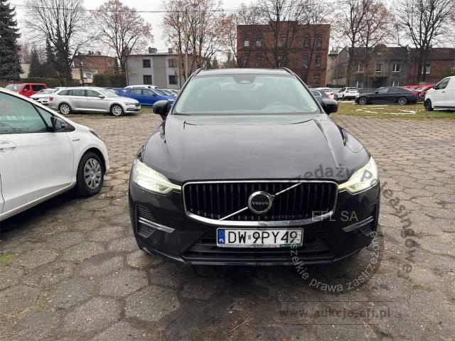 3 - Volvo XC60 B4 D AWD Momentum Pro aut 2021r. DW9PY49 UWAGA!! Pojazd znajduje się w lokalizacji: Katowice 40-689, Małachowskiego 16