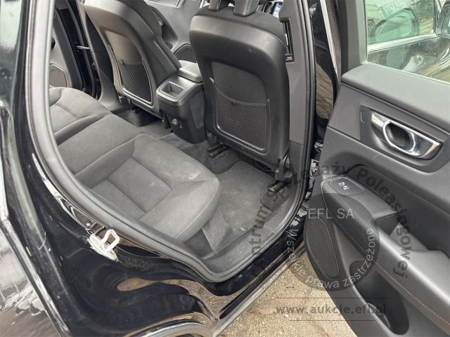 9 - Volvo XC60 B4 D AWD Momentum Pro aut 2021r. DW9PY49 UWAGA!! Pojazd znajduje się w lokalizacji: Katowice 40-689, Małachowskiego 16