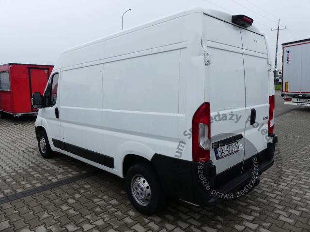 8 - PEUGEOT BOXER 2.0 130KM FURGON 2019r.