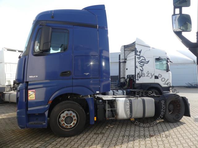 2 - MERCEDES - BENZ 1843 BLUETEC 6 4X2 AUTOMAT 2015r.