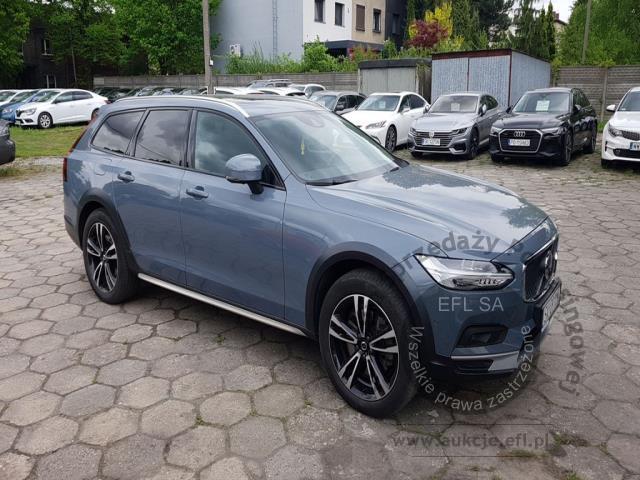 4 - Volvo V90 CC B5 D AWD Pro aut Kombi 2021r. SK091UL UWAGA!! Pojazd znajduje się w lokalizacji: Katowice 40-689, Małachowskiego 16