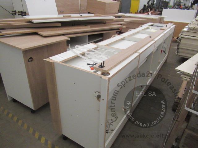 23 - Regały i meble sklepowe wg specyfikacji