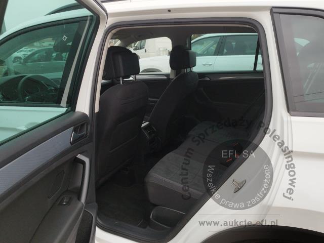 8 - Volkswagen Tiguan 2.0 TSI 4Mot. Life DSG 2023r. WZ489GC Pojazd znajduje się w firmie ARCTOS GROUP sp. z o.o. Al. Krakowska 7, 02-183 Warszawa