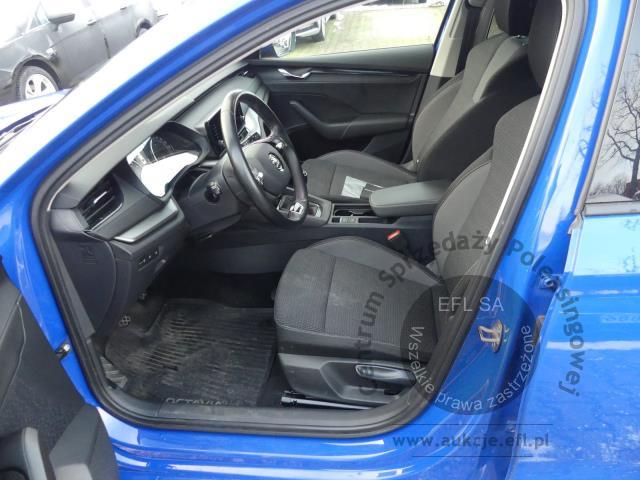 8 - Skoda Octavia 2.0 TDI Ambition 2021r. PO5WN56 UWAGA!! Pojazd znajduje się w firmie AUTO MOTO CENTRUM sp. z o.o. ul. Ostrowska 328 (przy Trasie Katowickiej) 61-312 Poznań