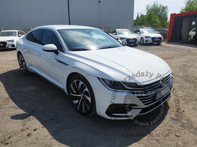 2 - Volkswagen Arteon 2.0 TDI 4Motion SCR R-L 2018r. DX5209F USZKODZONY Pojazd znajduje się w firmie ARCTOS GROUP sp. z o.o. Al. Krakowska 7, 02-183 Warszawa